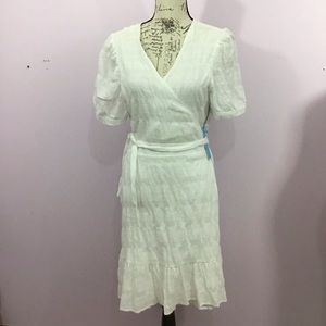 Draper James RSVP Puff Sleeve White Wrap Dress size L